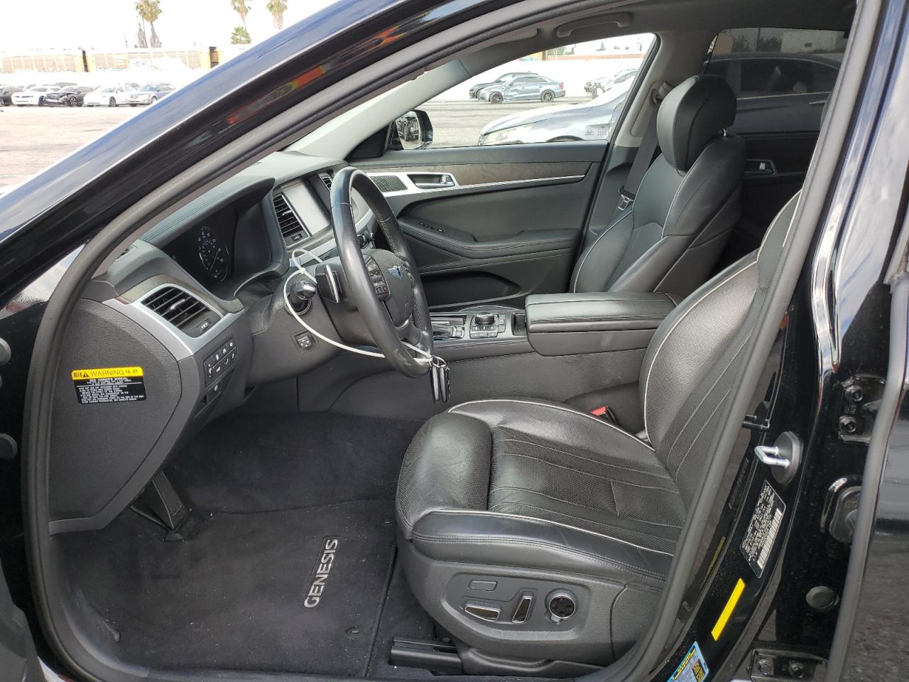 2015 HYUNDAI GENESIS 3.8L photo 13