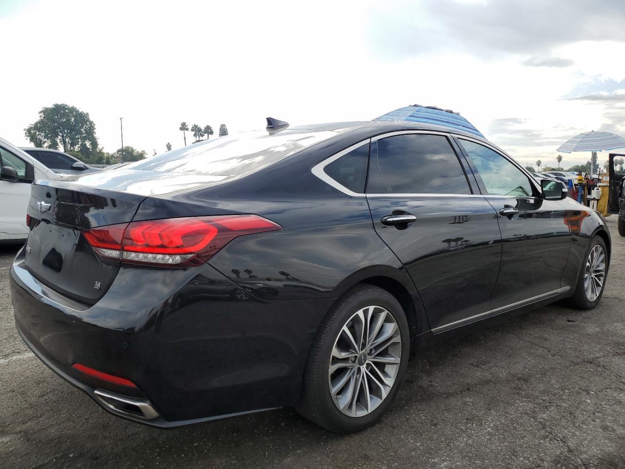 2015 HYUNDAI GENESIS 3.8L photo 5