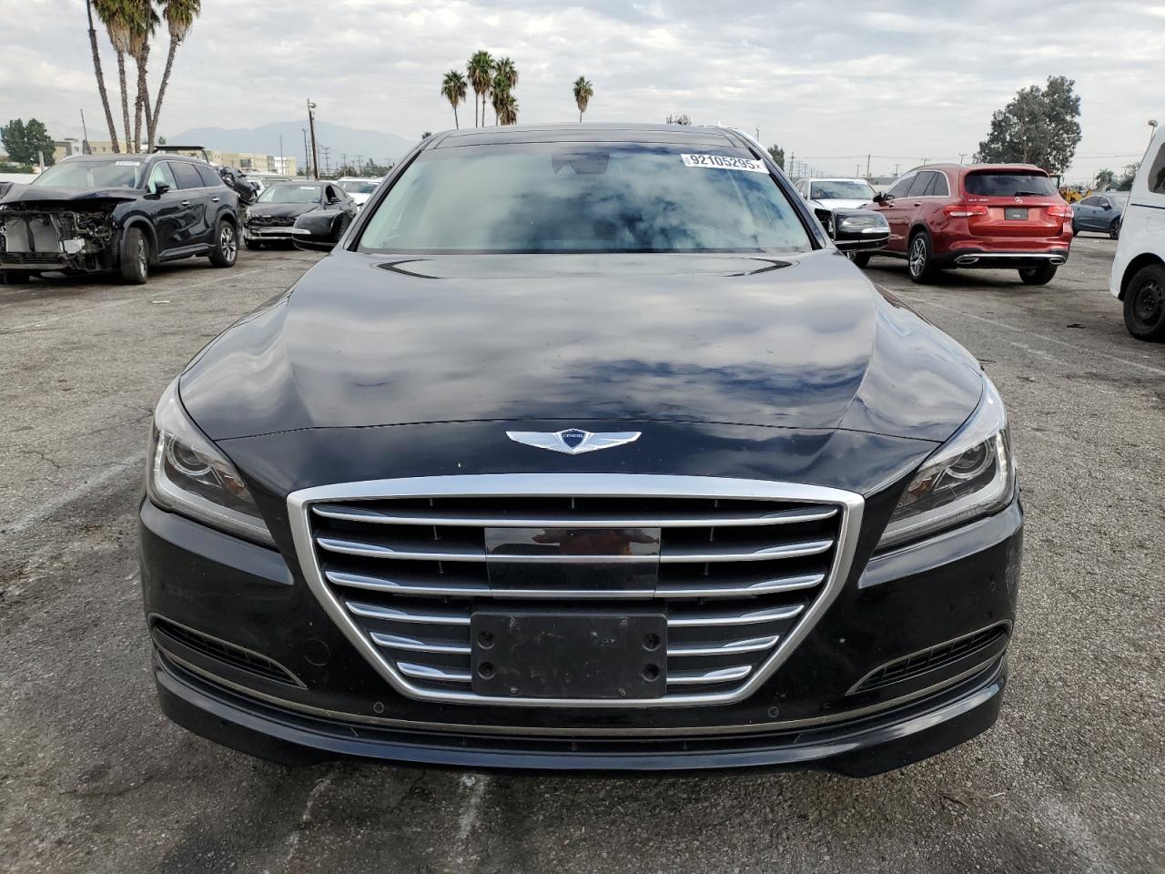 2015 HYUNDAI GENESIS 3.8L photo 9