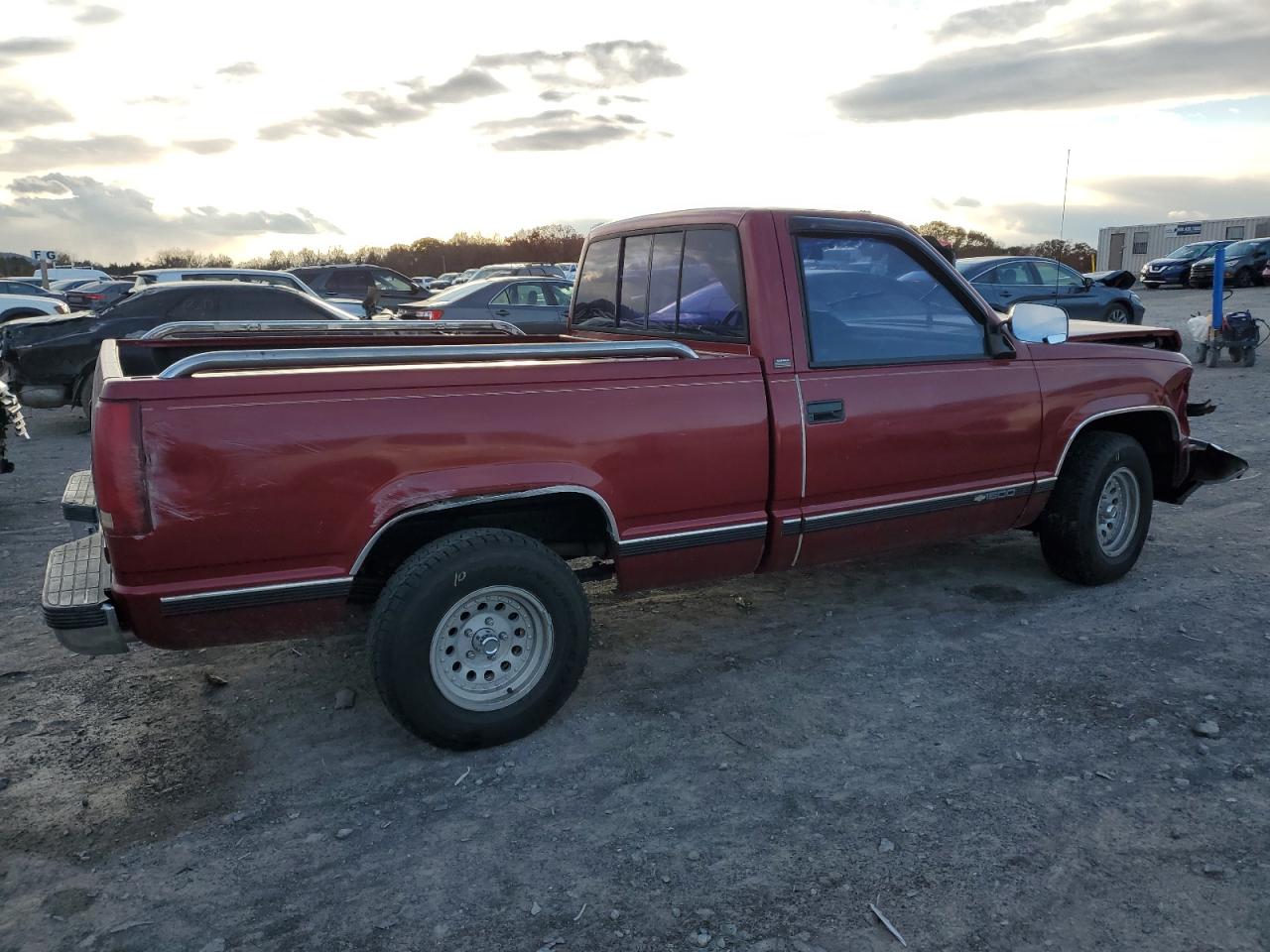 1990 CHEVROLET GMT-400 C1500 photo 3