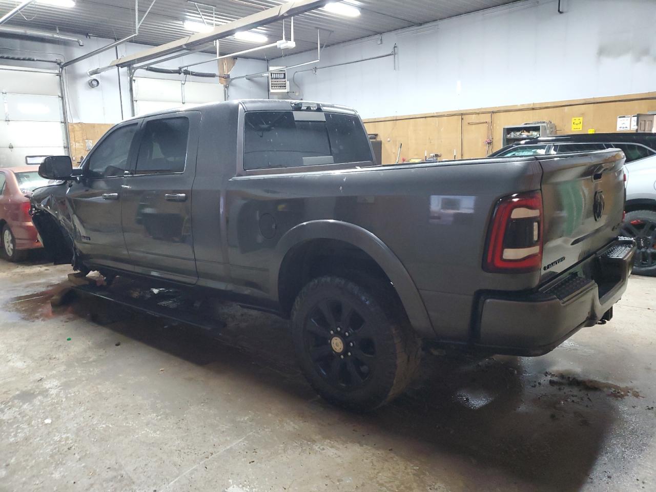 2022 RAM 3500 LIMITED photo 3