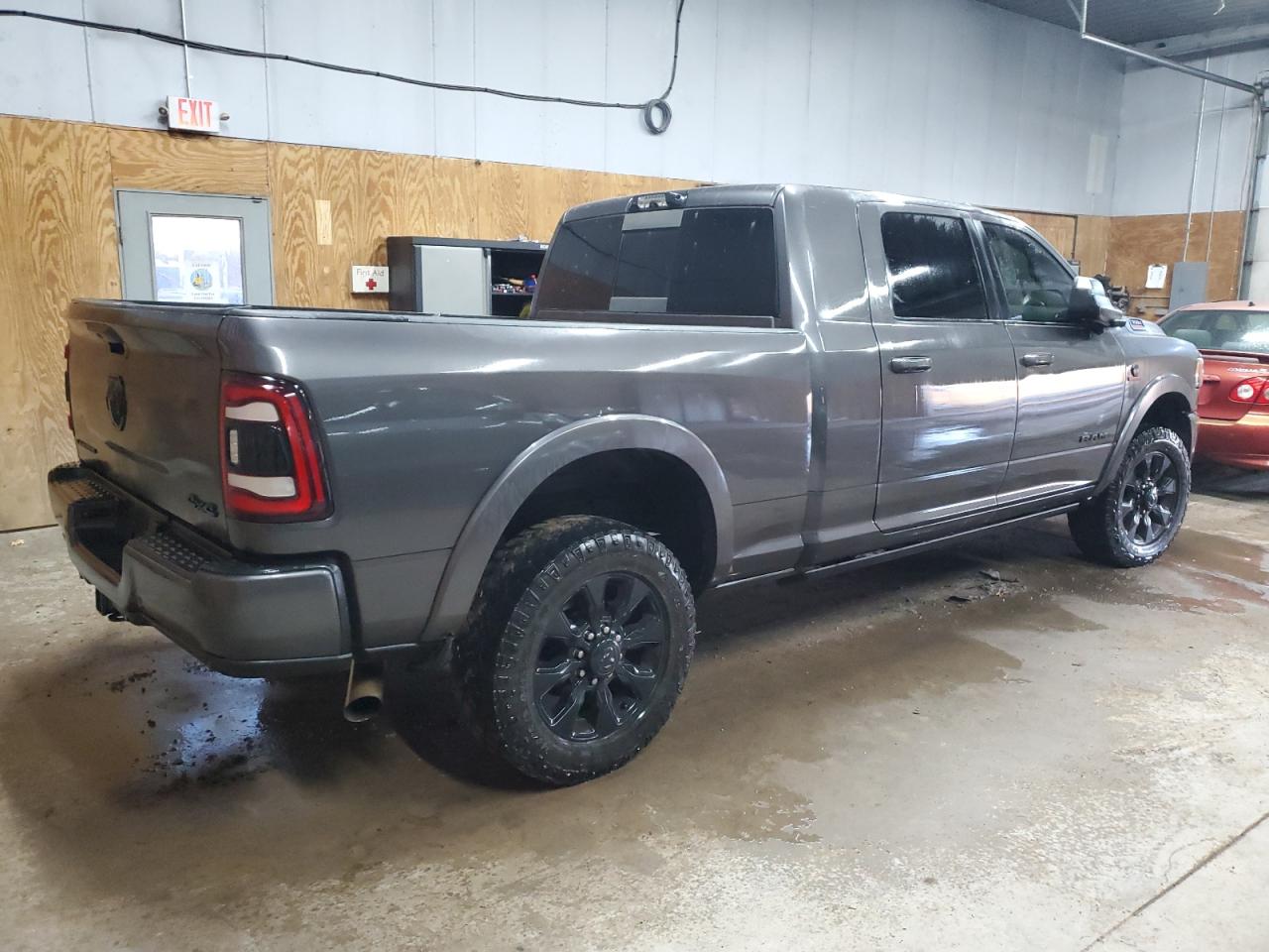 2022 RAM 3500 LIMITED photo 5