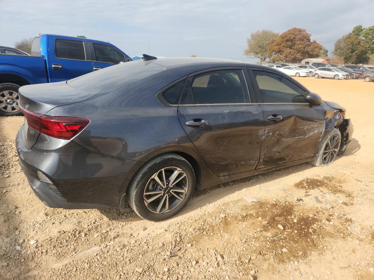 2024 KIA FORTE GT-LINE photo 5