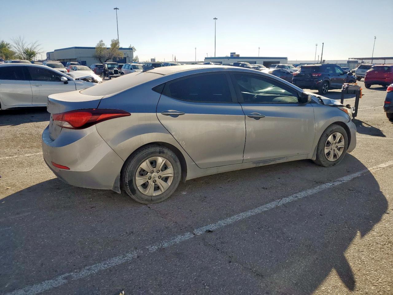 2016 HYUNDAI ELANTRA SE photo 7
