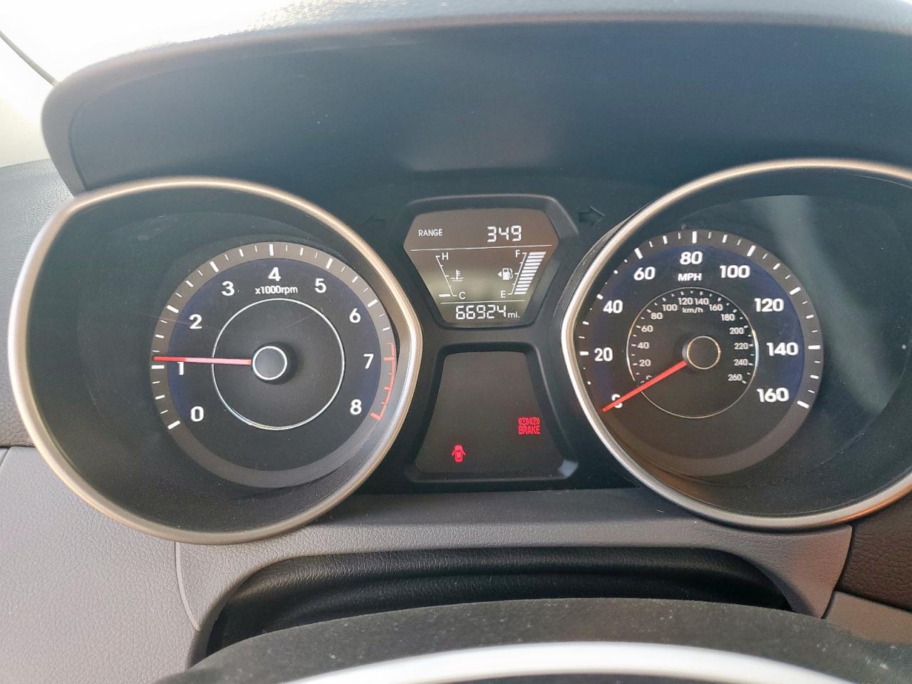 2016 HYUNDAI ELANTRA SE photo 25