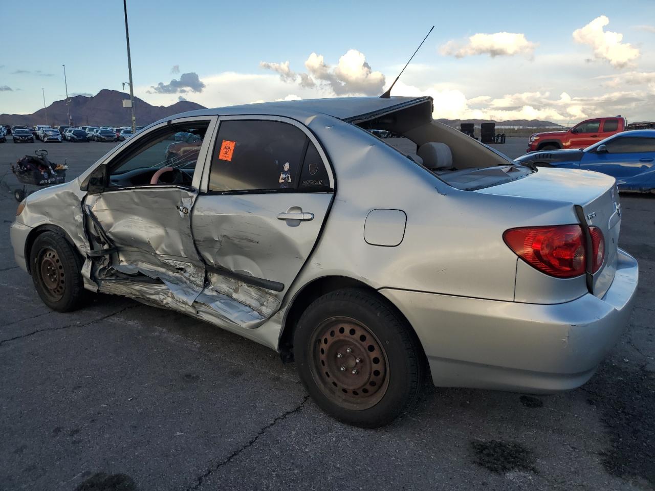2005 TOYOTA COROLLA CE photo 2