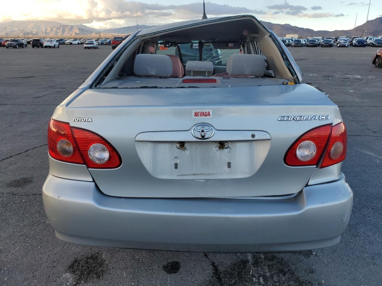 2005 TOYOTA COROLLA CE photo 6