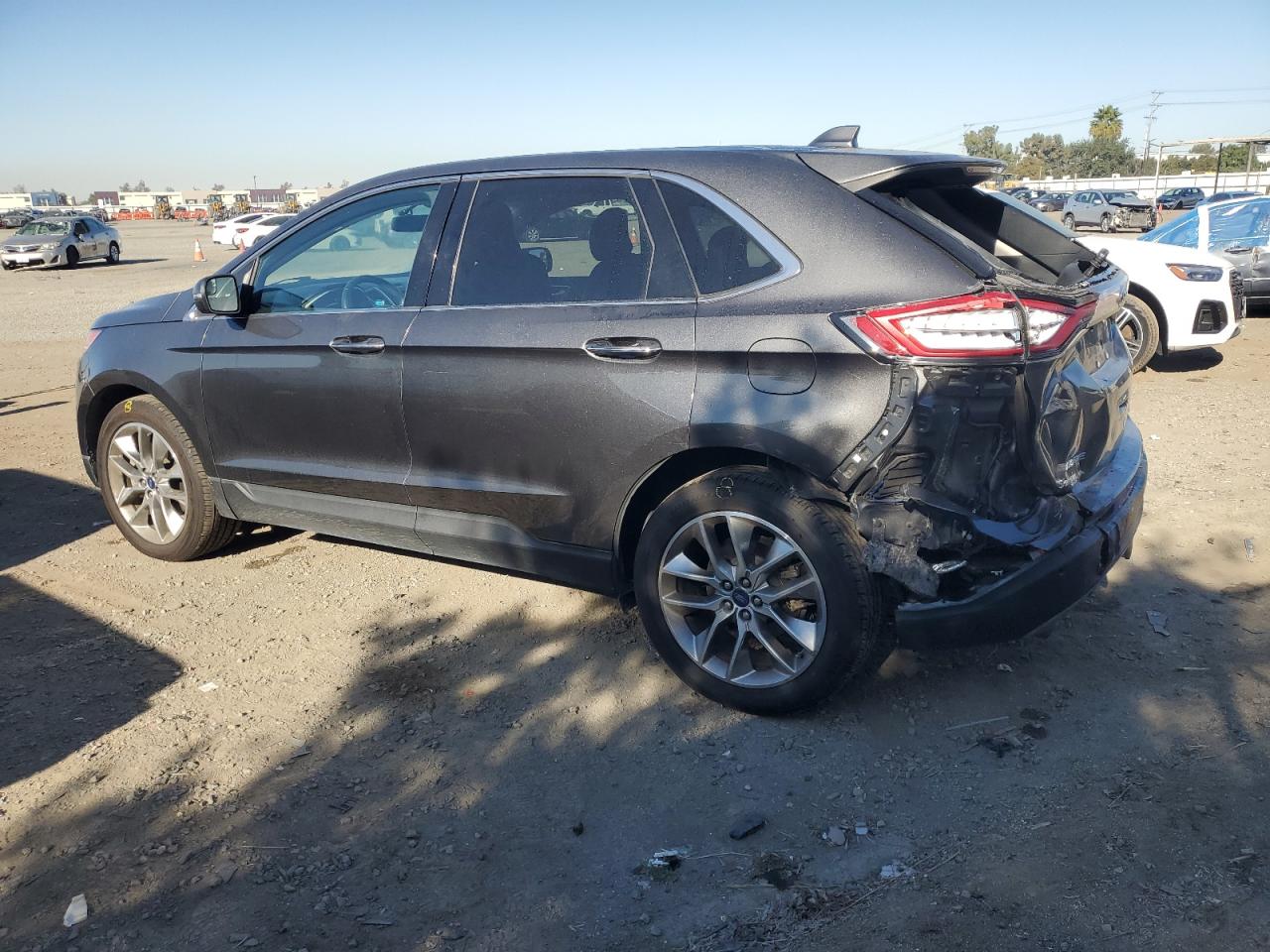 2018 FORD EDGE TITANIUM photo 3