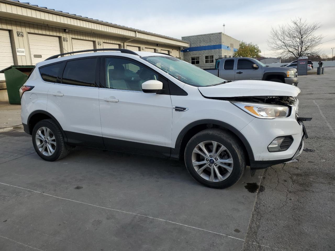 2018 FORD ESCAPE SE photo 4