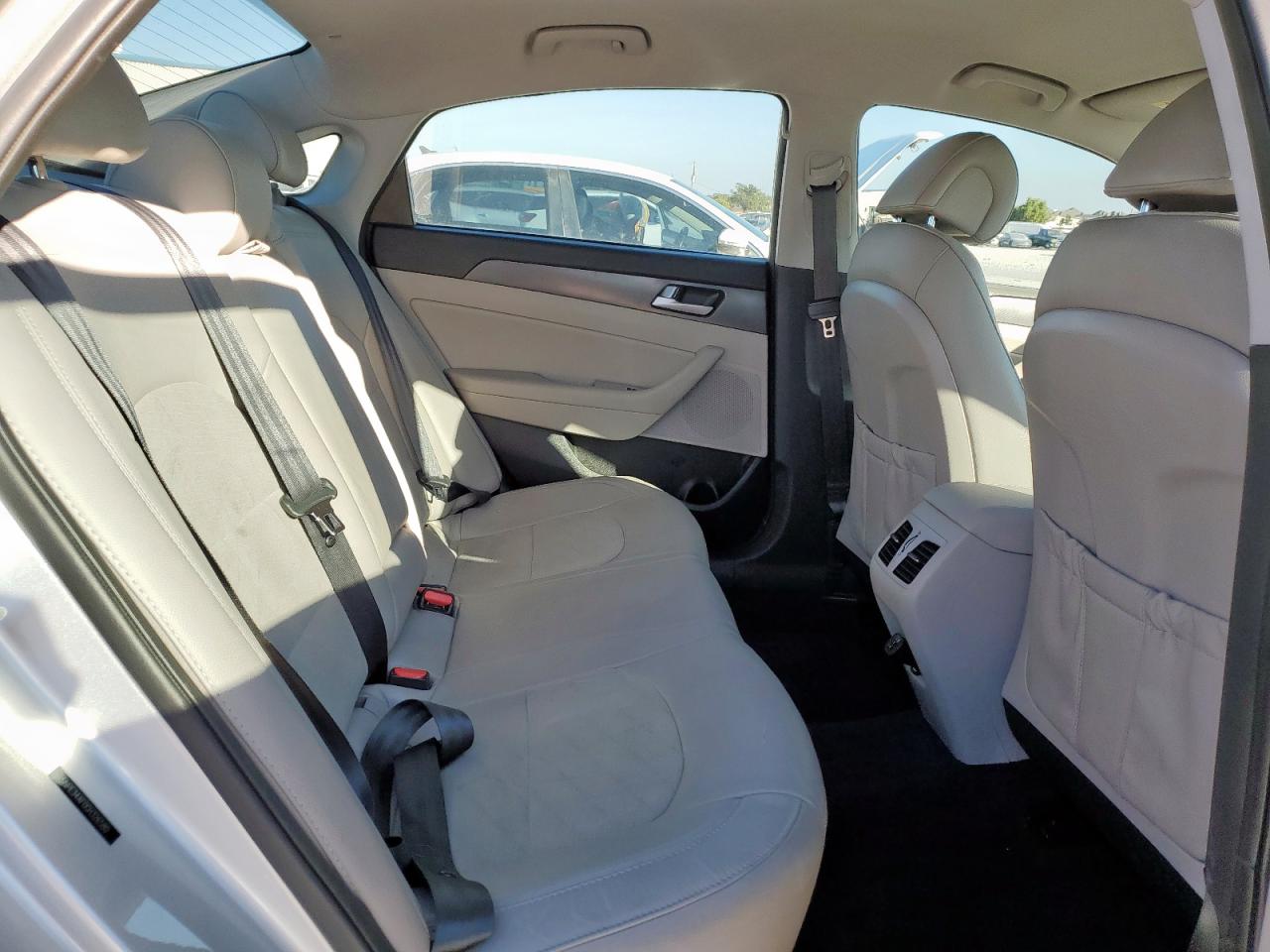 2016 HYUNDAI SONATA SPORT photo 19