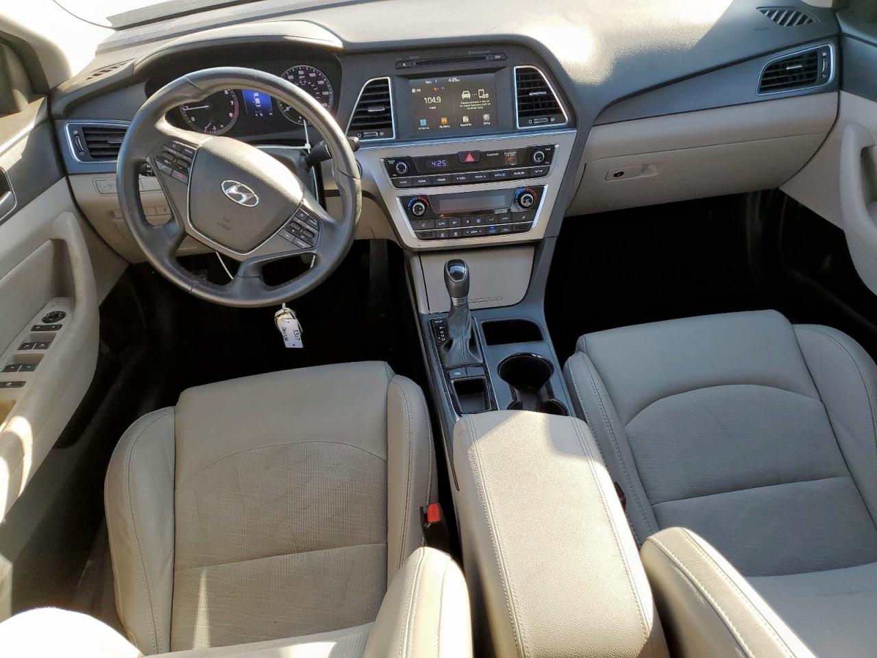 2016 HYUNDAI SONATA SPORT photo 15