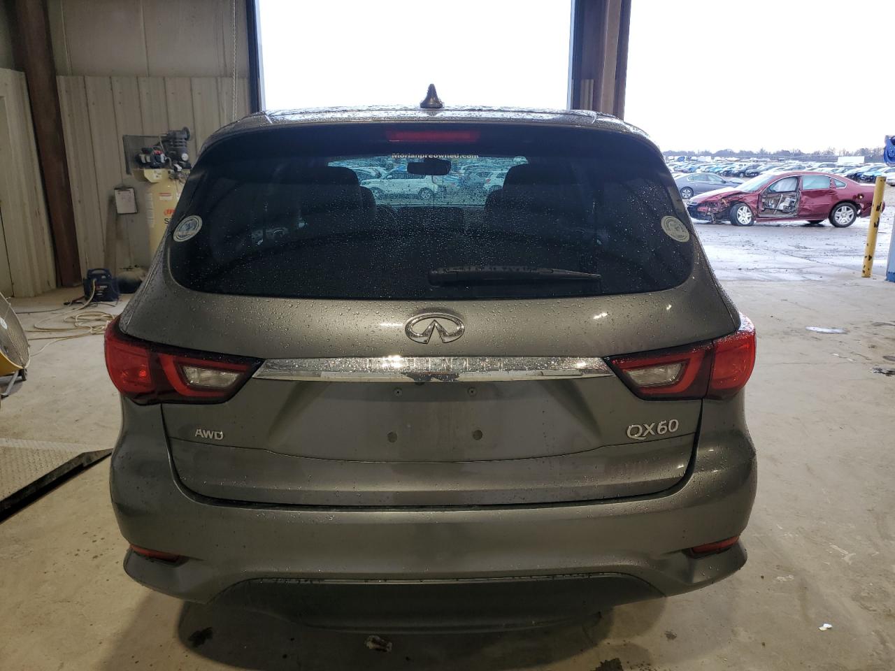 2020 INFINITI QX60 LUXE photo 11