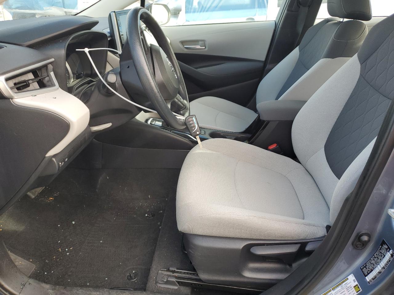 2021 TOYOTA COROLLA LE photo 19