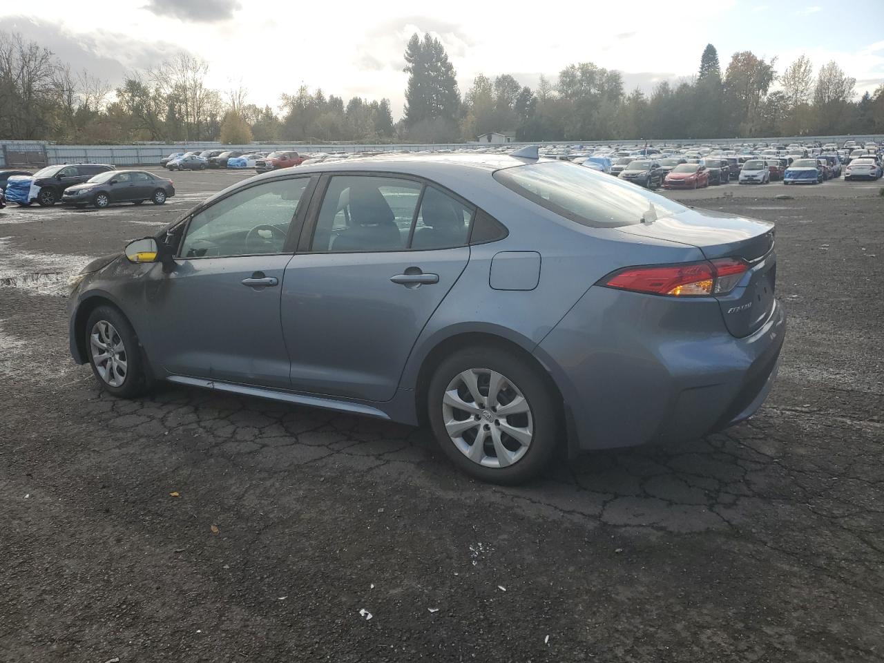 2021 TOYOTA COROLLA LE photo 4