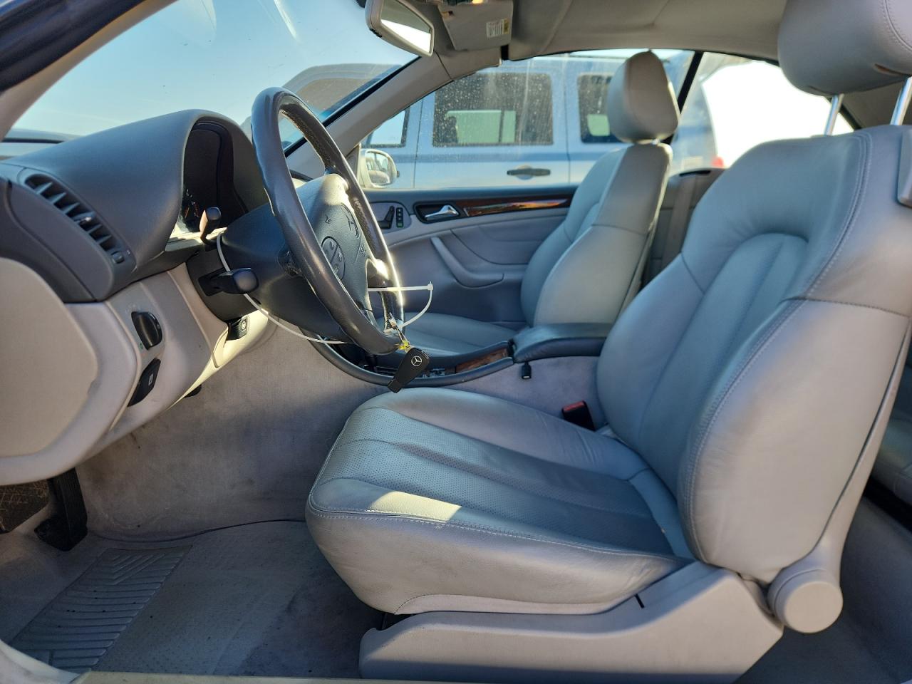 2000 MERCEDES-BENZ CLK 320 photo 19