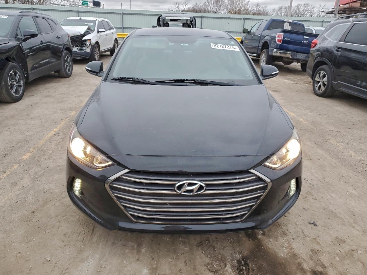 2017 HYUNDAI ELANTRA SE photo 5