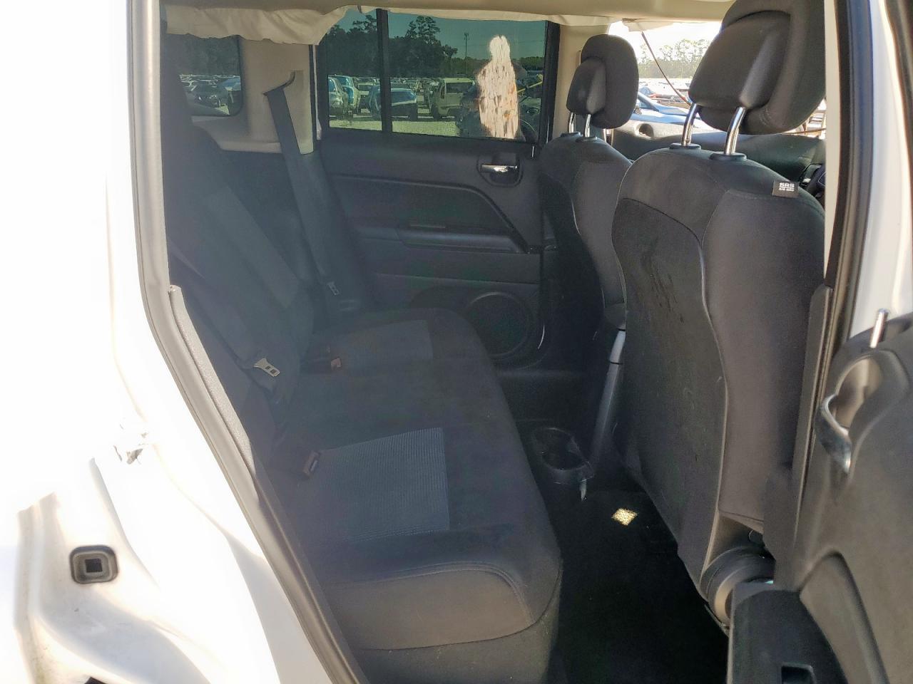 2015 JEEP PATRIOT LATITUDE photo 31