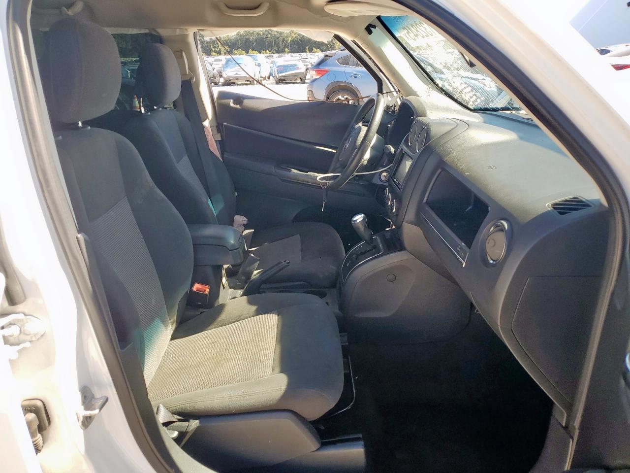 2015 JEEP PATRIOT LATITUDE photo 19