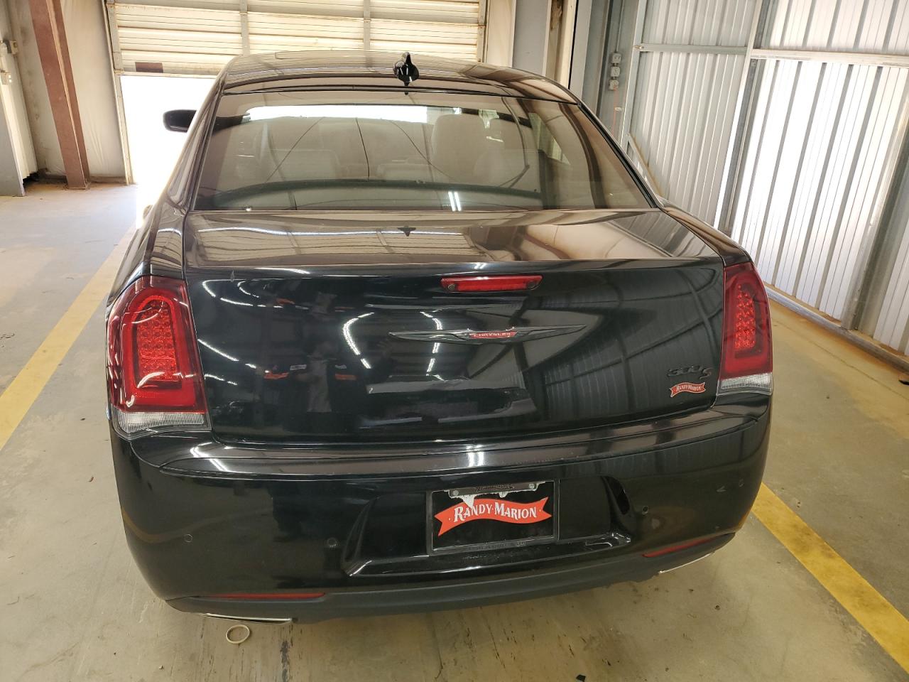 2023 CHRYSLER 300 S photo 11