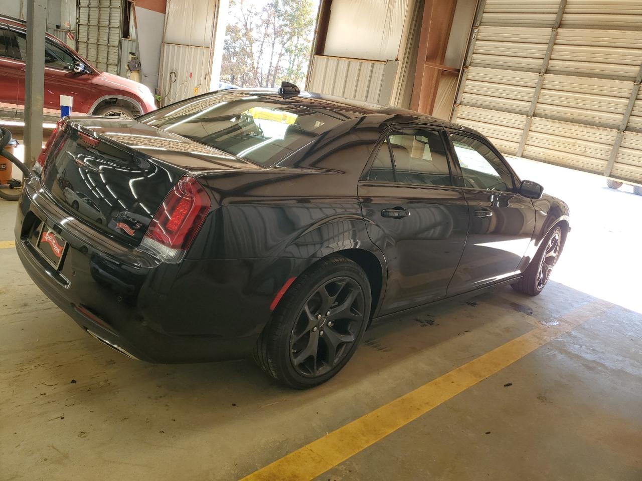 2023 CHRYSLER 300 S photo 5