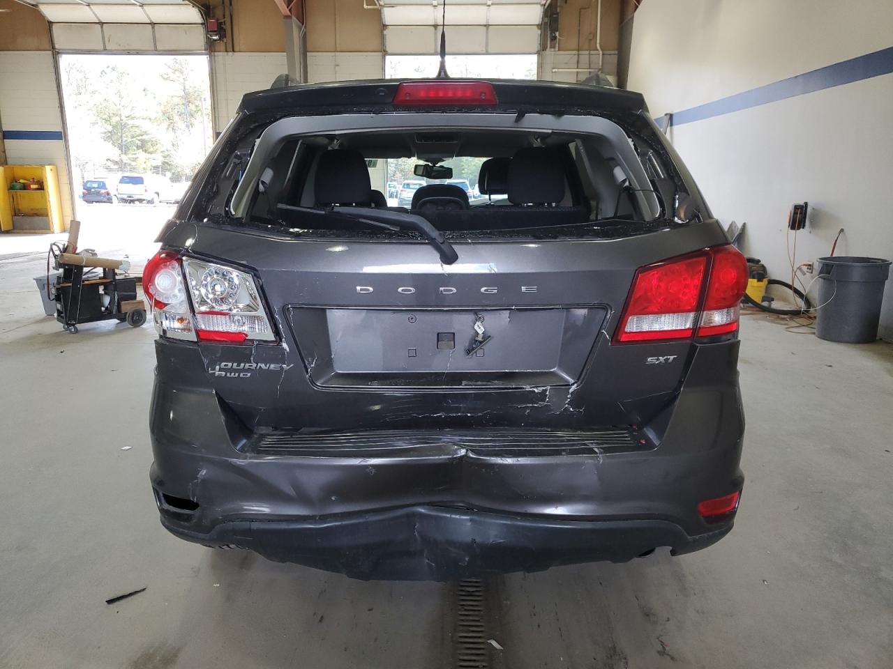 2015 DODGE JOURNEY SXT photo 6