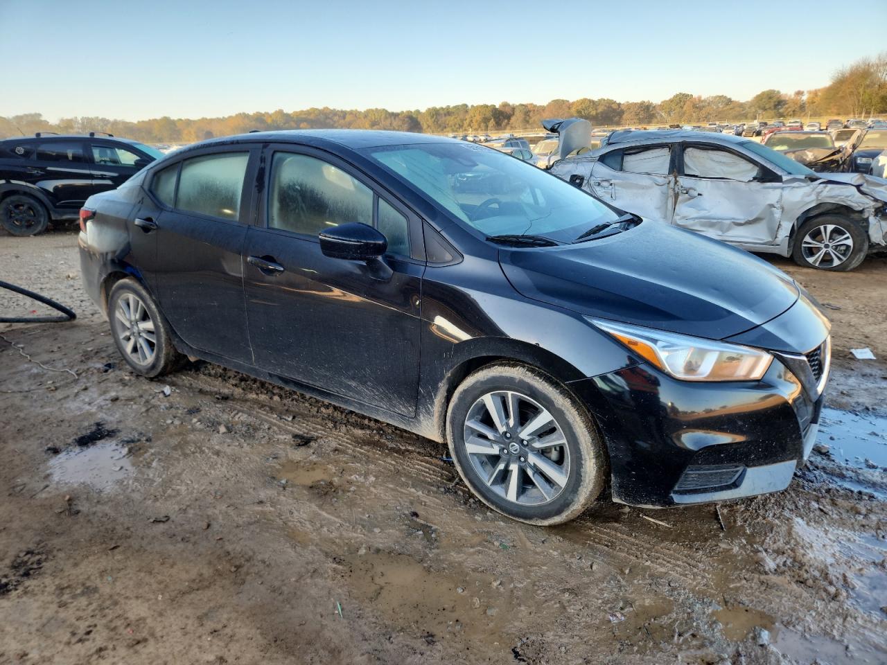 2021 NISSAN VERSA SV photo 7
