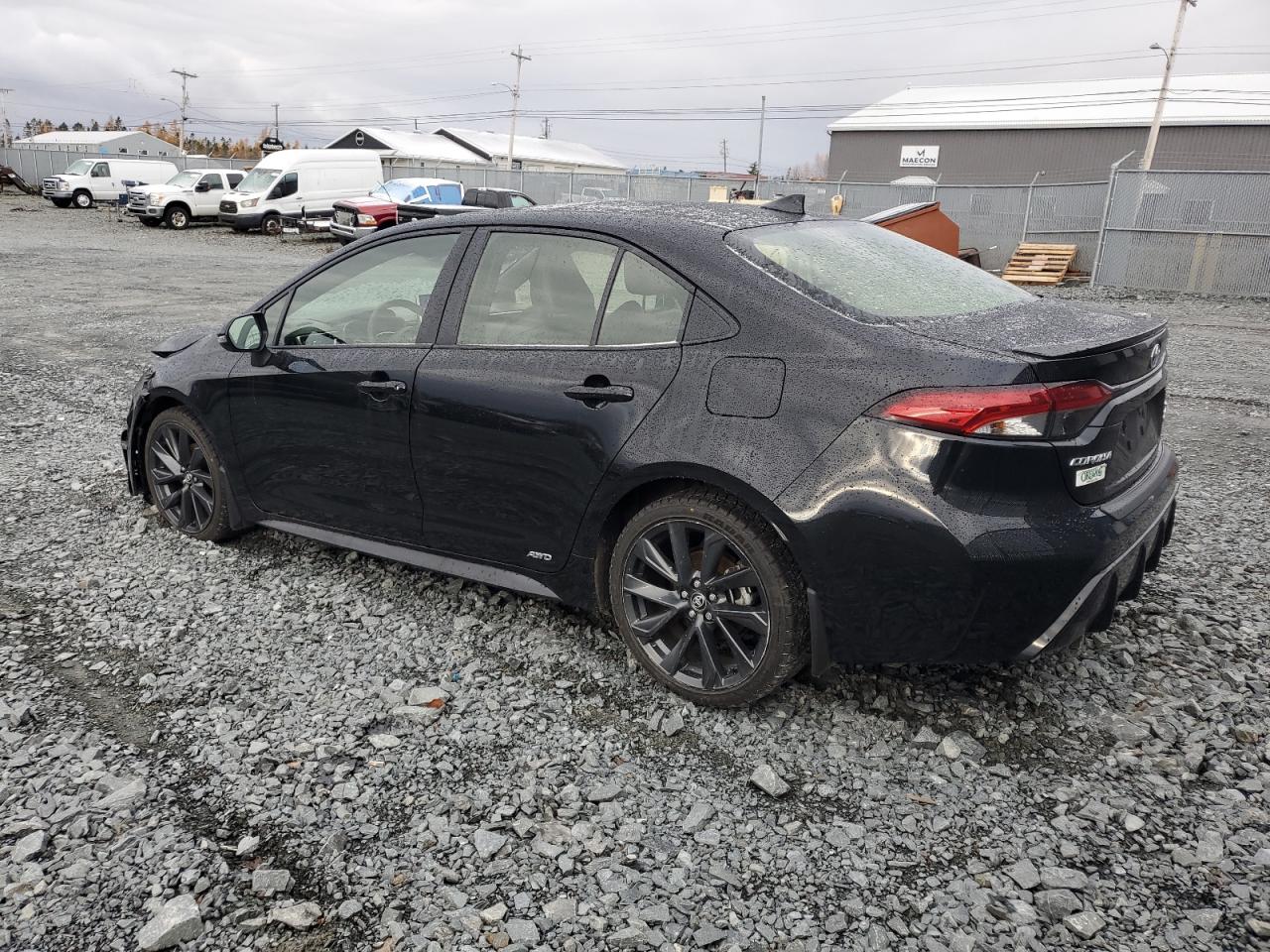2025 TOYOTA COROLLA LE photo 2