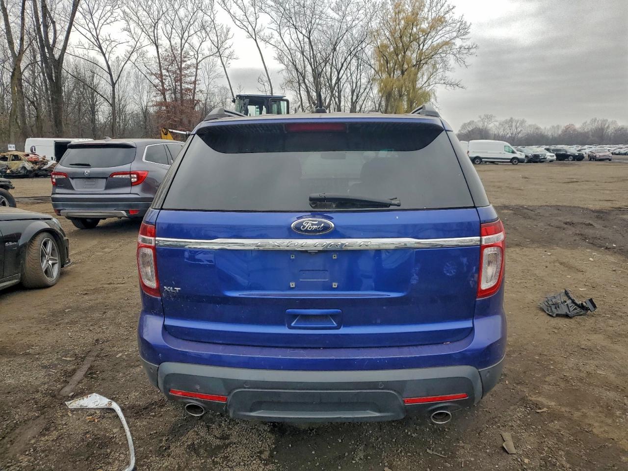 2013 FORD EXPLORER photo 6