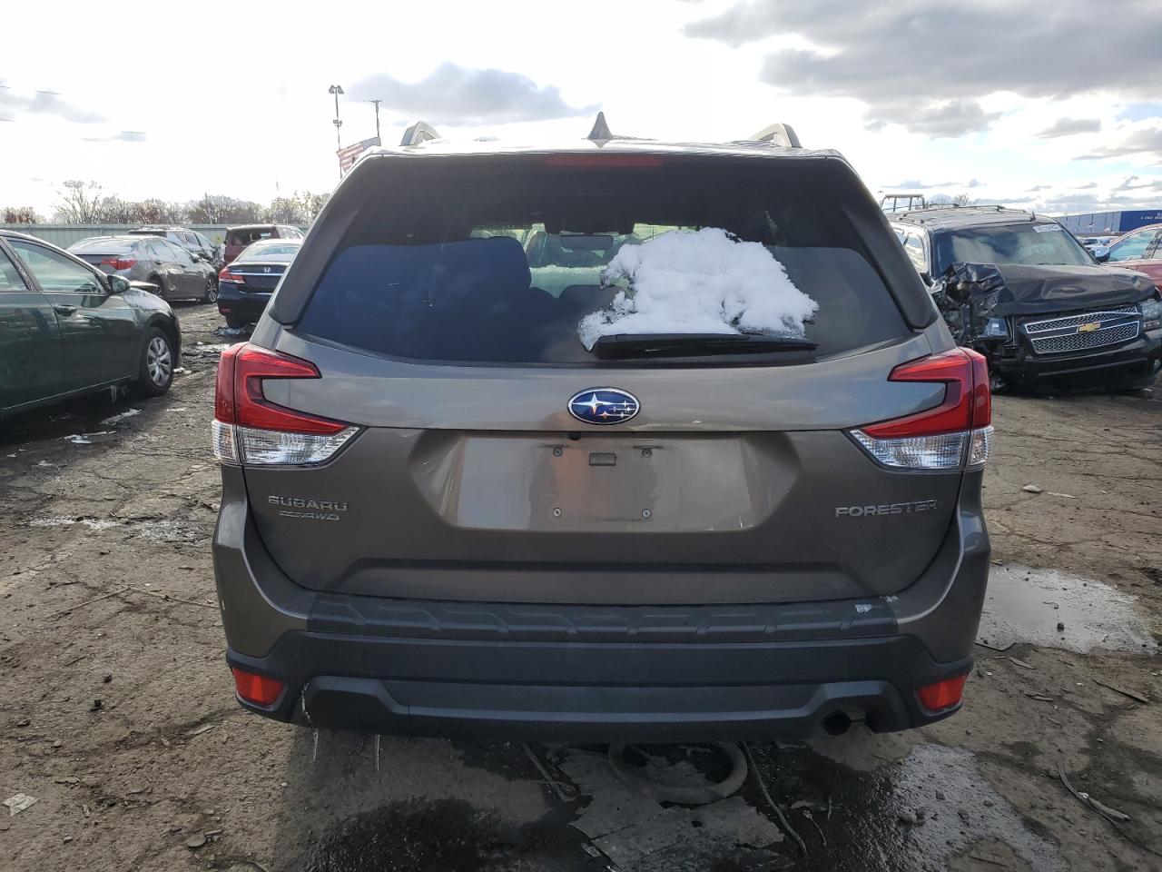 2019 SUBARU FORESTER PREMIUM photo 16
