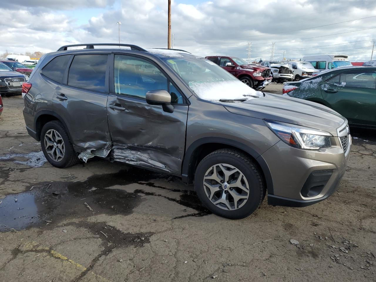 2019 SUBARU FORESTER PREMIUM photo 10