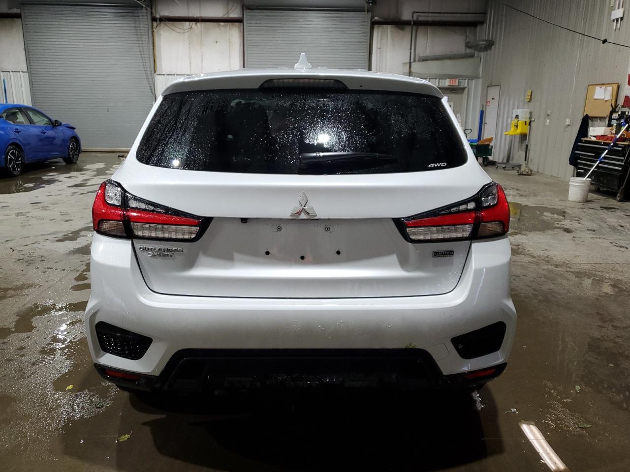 2025 MITSUBISHI OUTLANDER SPORT S photo 6