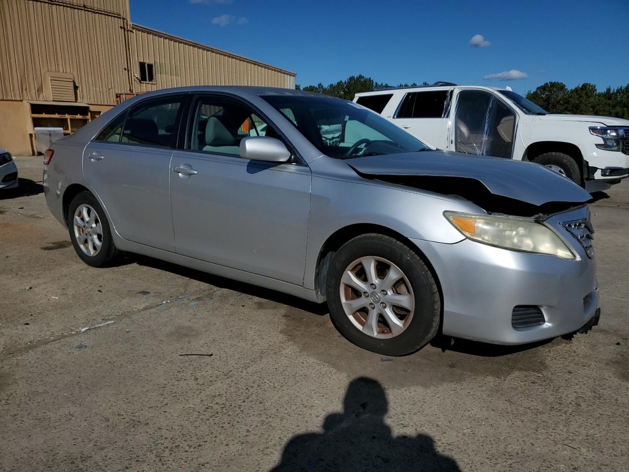 2011 TOYOTA CAMRY photo 7