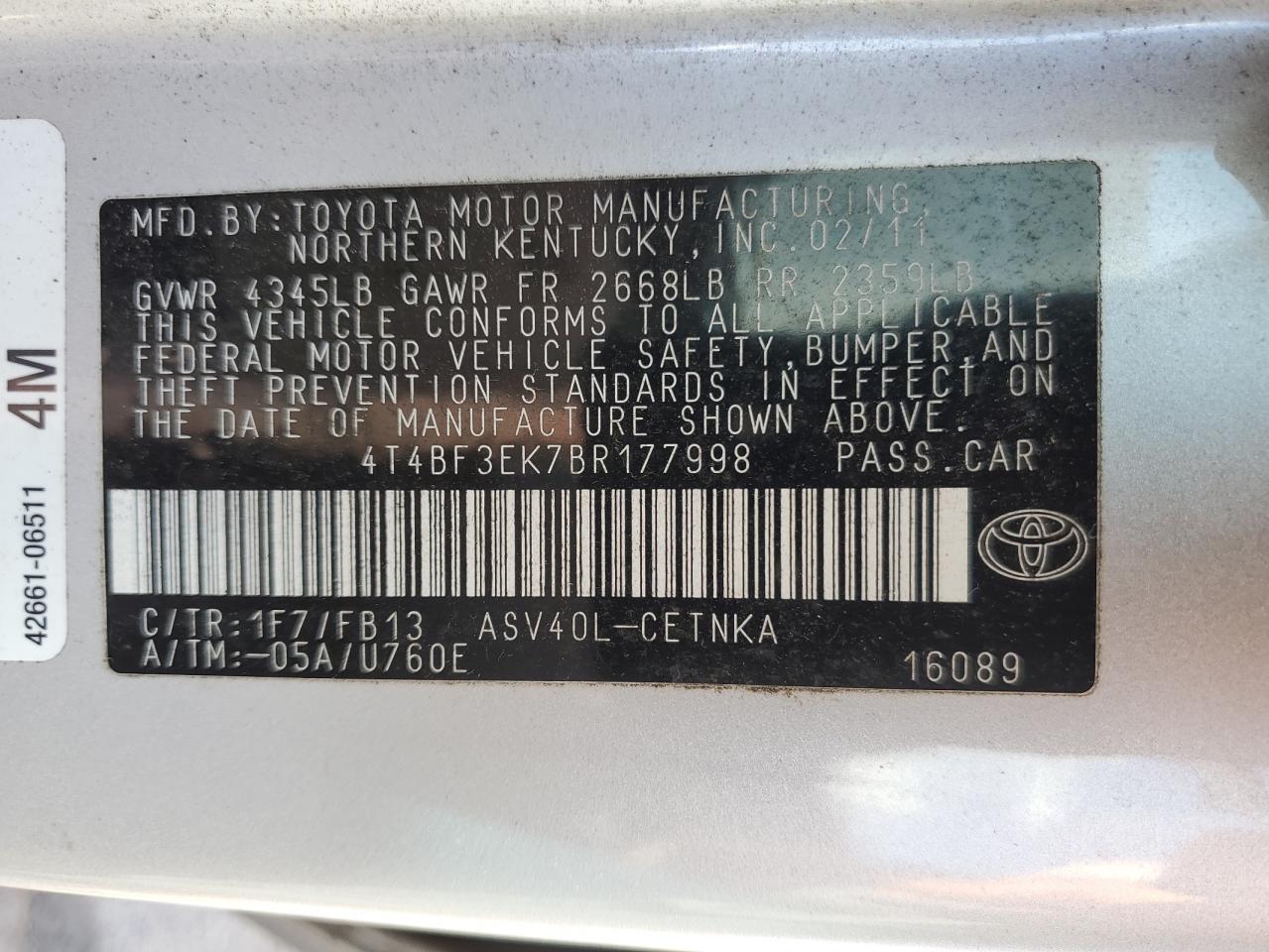 2011 TOYOTA CAMRY photo 23