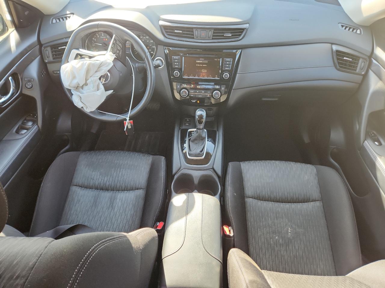 2019 NISSAN ROGUE S photo 8