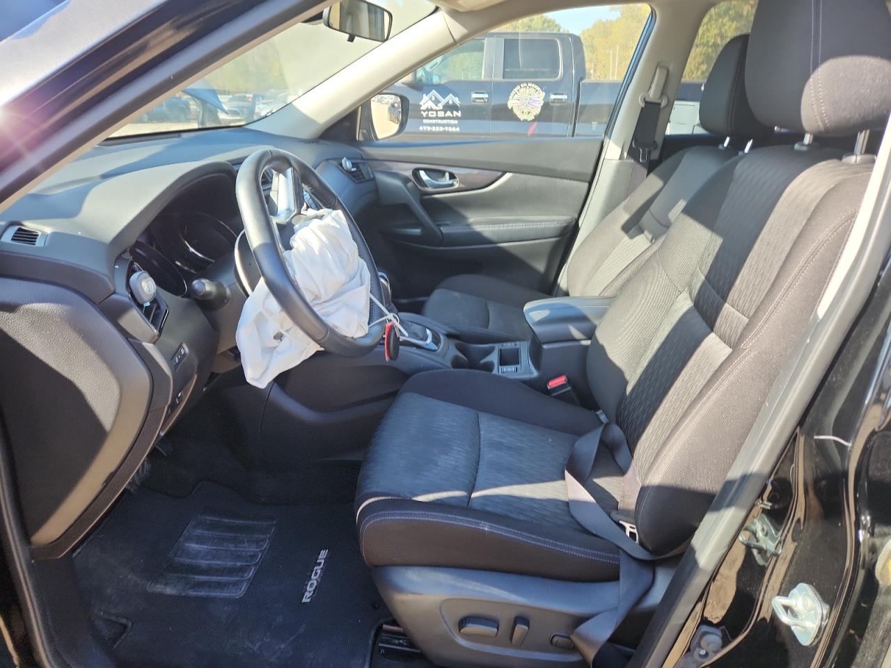 2019 NISSAN ROGUE S photo 7