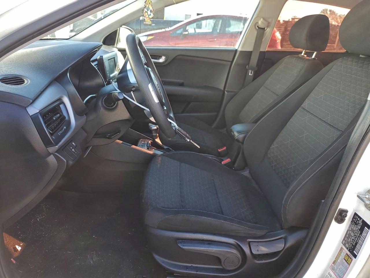 2018 KIA RIO LX photo 13