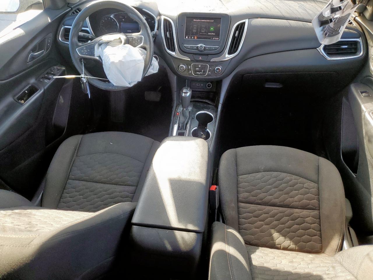 2020 CHEVROLET EQUINOX LT photo 8