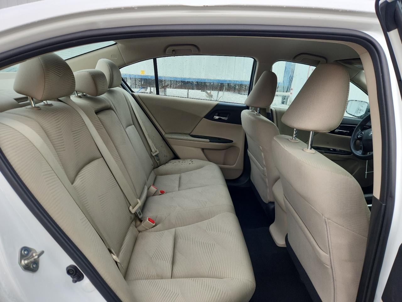 2016 HONDA ACCORD LX photo 37