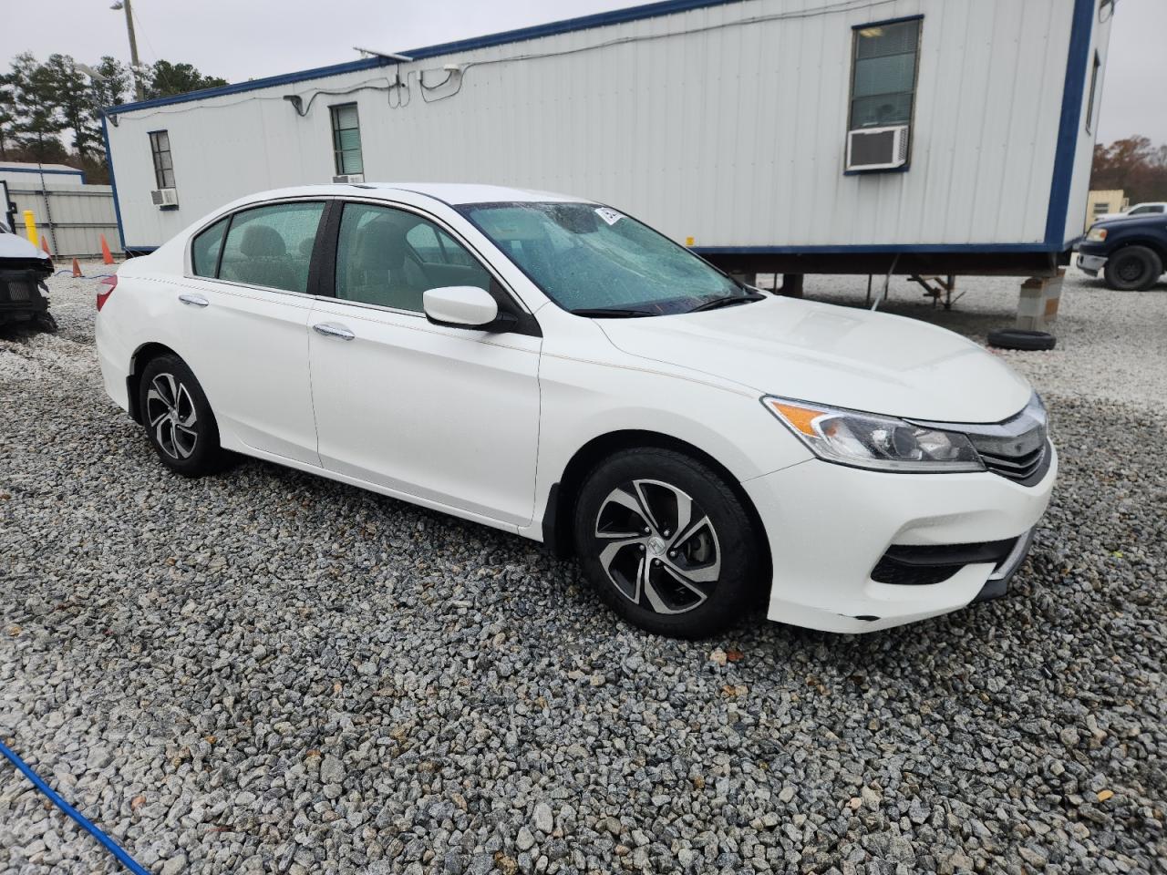 2016 HONDA ACCORD LX photo 13