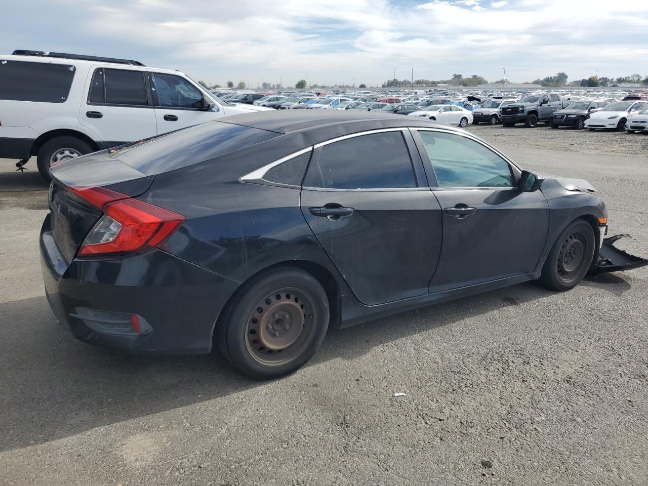 2016 HONDA CIVIC LX photo 3