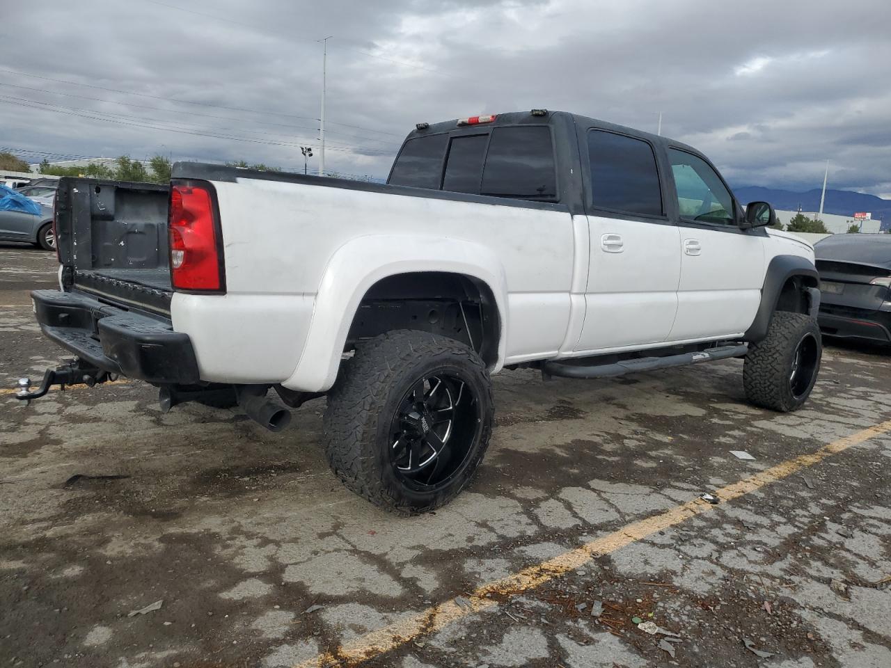 2005 CHEVROLET SILVERADO C2500 HEAVY DUTY photo 3