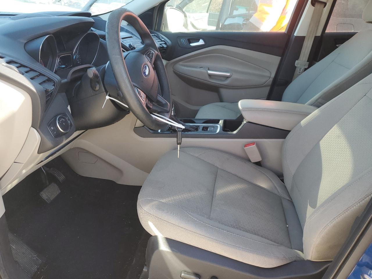 2017 FORD ESCAPE SE photo 13
