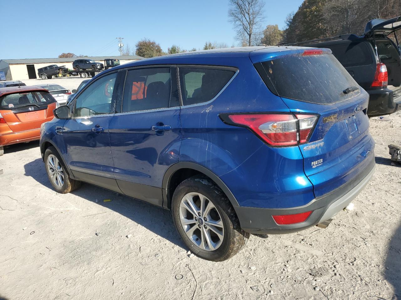 2017 FORD ESCAPE SE photo 3