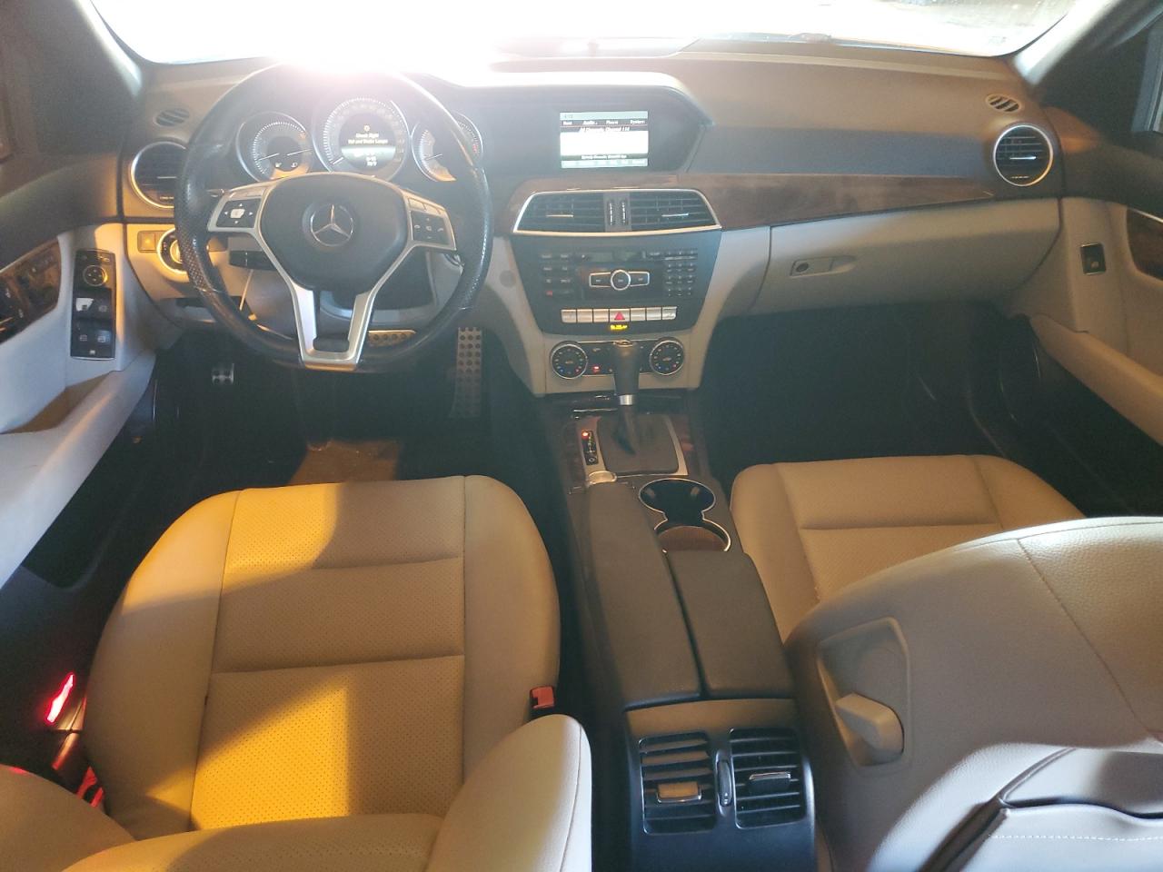 2014 MERCEDES-BENZ C 250 photo 15