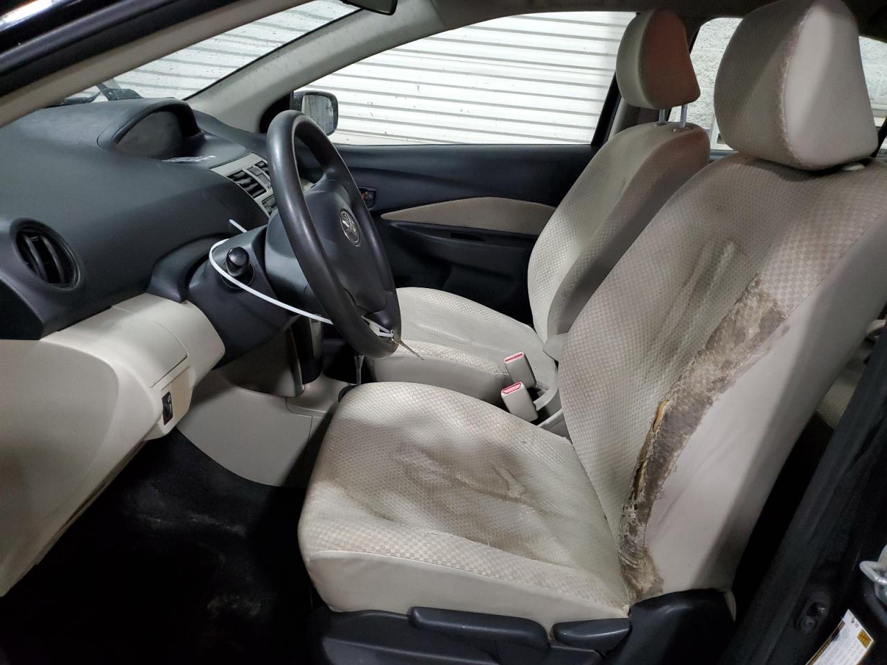 2008 TOYOTA YARIS BASE photo 13