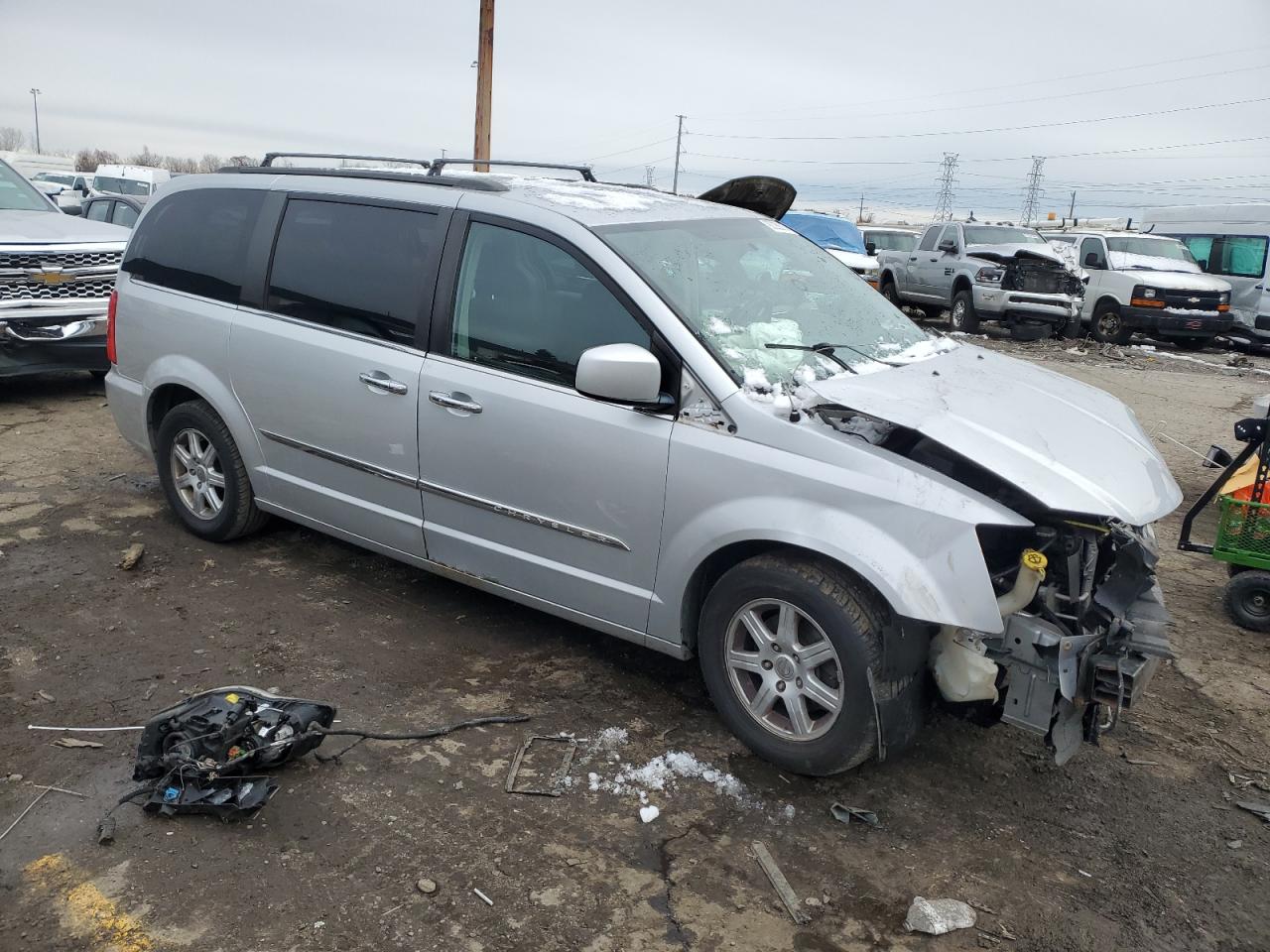 2011 CHRYSLER TOWN & COUNTRY TOURING photo 10