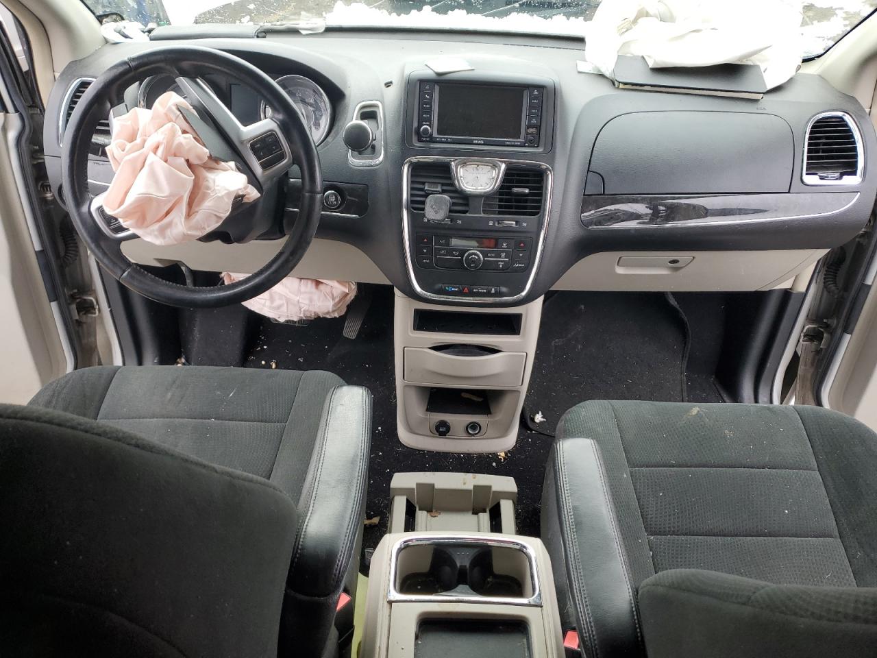 2011 CHRYSLER TOWN & COUNTRY TOURING photo 22