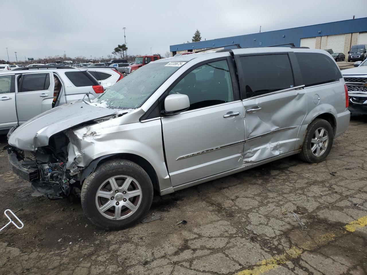 2011 CHRYSLER TOWN & COUNTRY