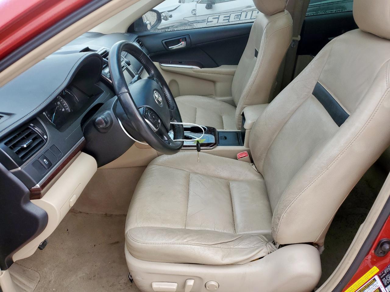 2013 TOYOTA CAMRY L photo 7