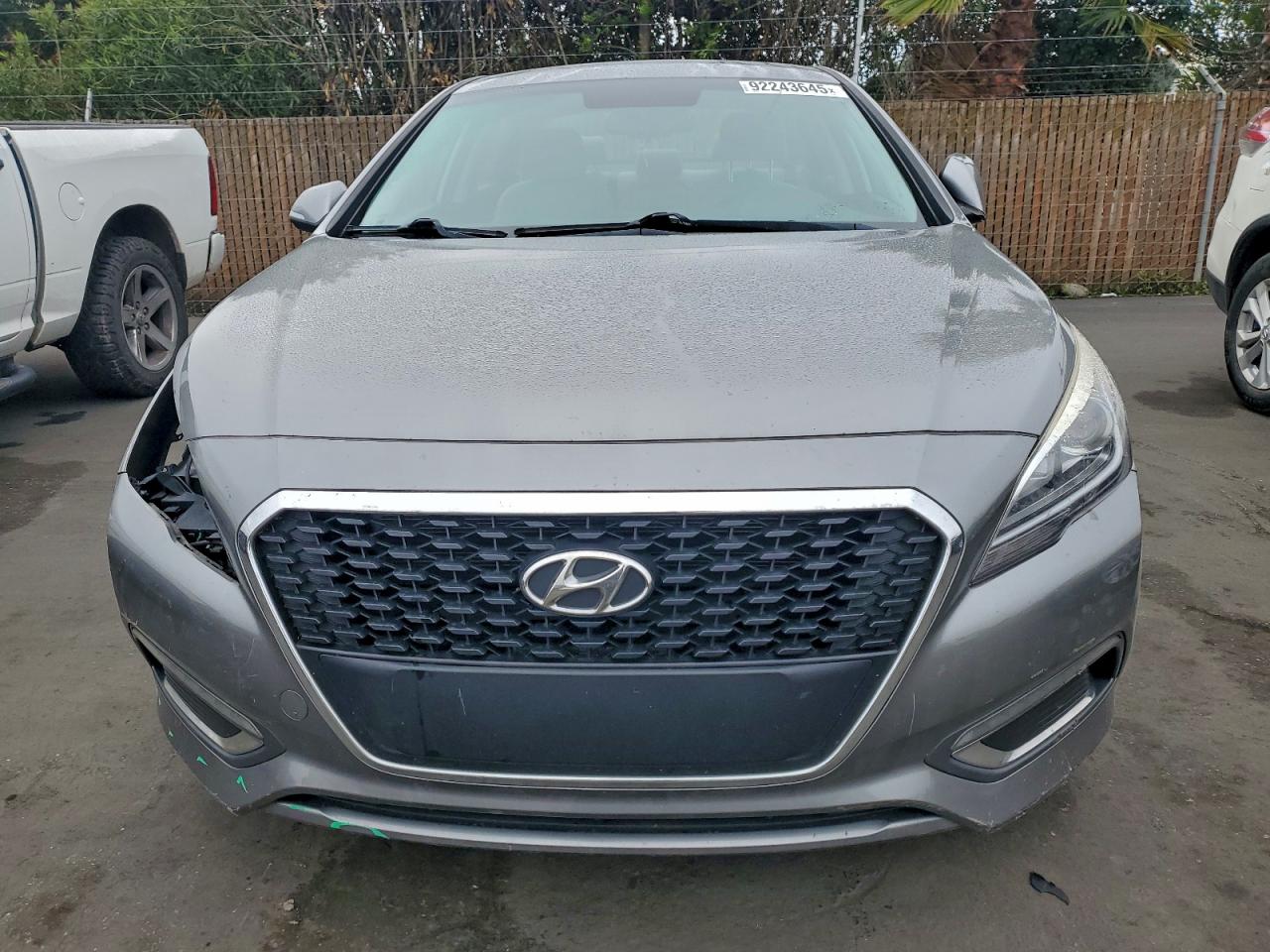 2017 HYUNDAI SONATA HYBRID photo 5
